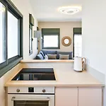 Cozy 2 Bedroom Ben Yehuda With Mamad By Holyguest To Remove