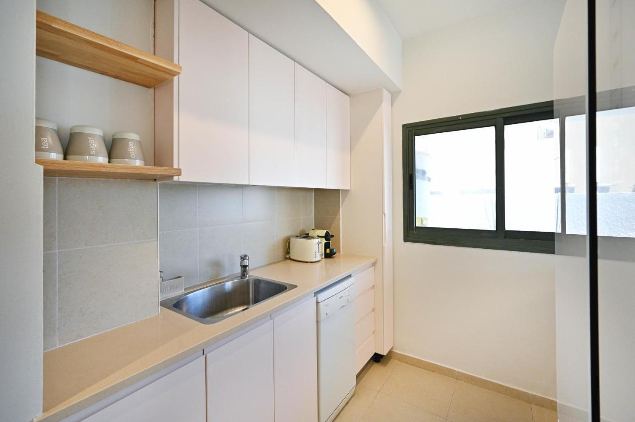 Cozy 2 Bedroom Ben Yehuda With Mamad By Holyguest To Remove Tel Aviv