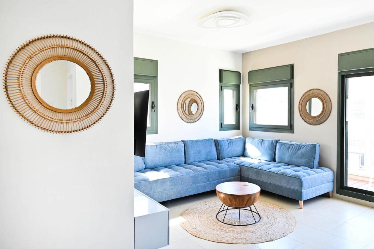 Cozy 2 Bedroom Ben Yehuda With Mamad By Holyguest To Remove Tel Aviv