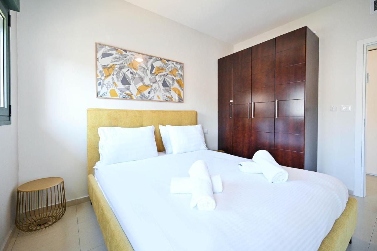 Apartment Cozy 2 Bedroom Ben Yehuda With Mamad By Holyguest To Remove